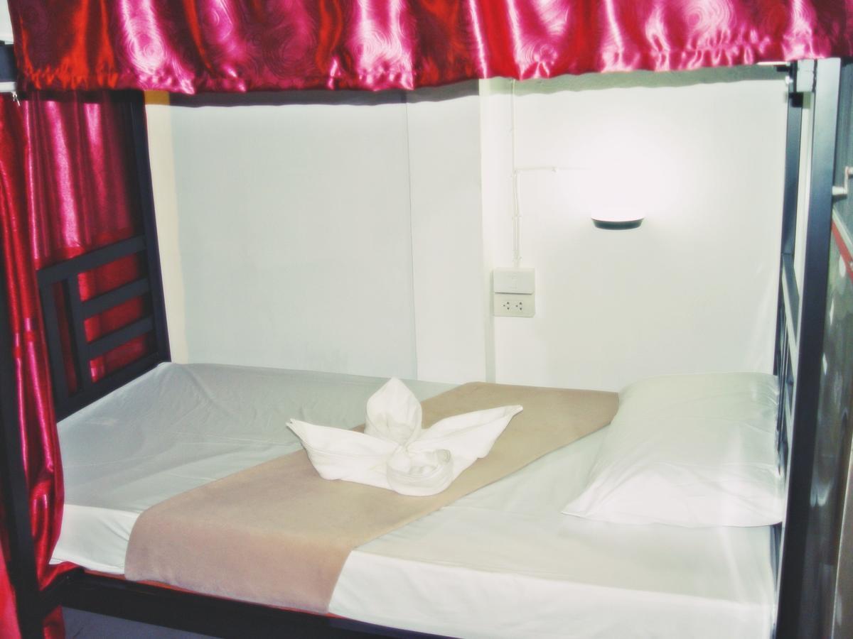 U Hostel Bangkok Ngoại thất bức ảnh