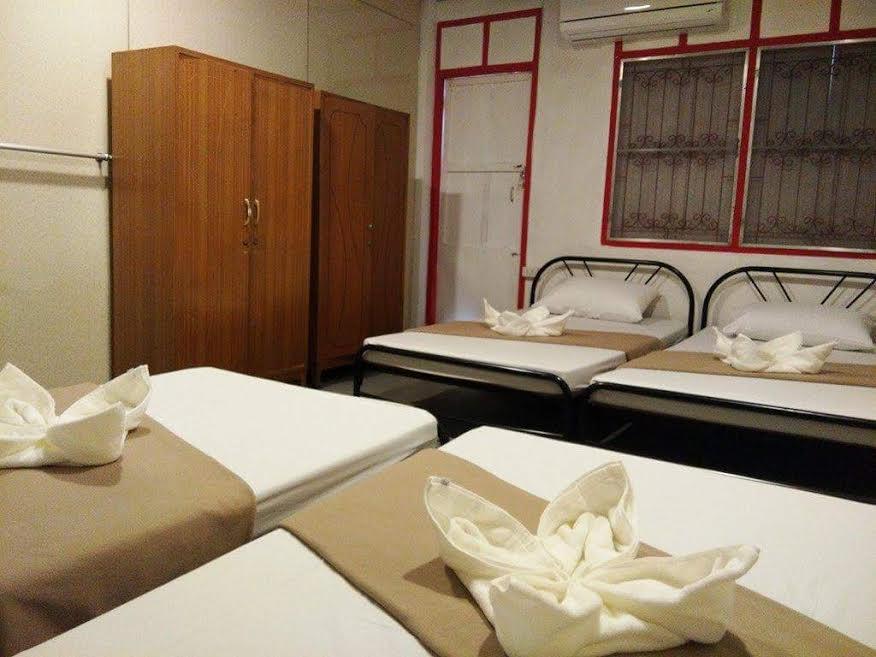 U Hostel Bangkok Ngoại thất bức ảnh