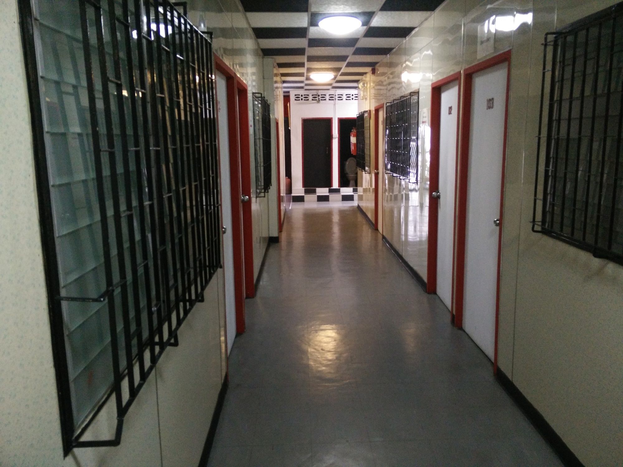 U Hostel Bangkok Ngoại thất bức ảnh